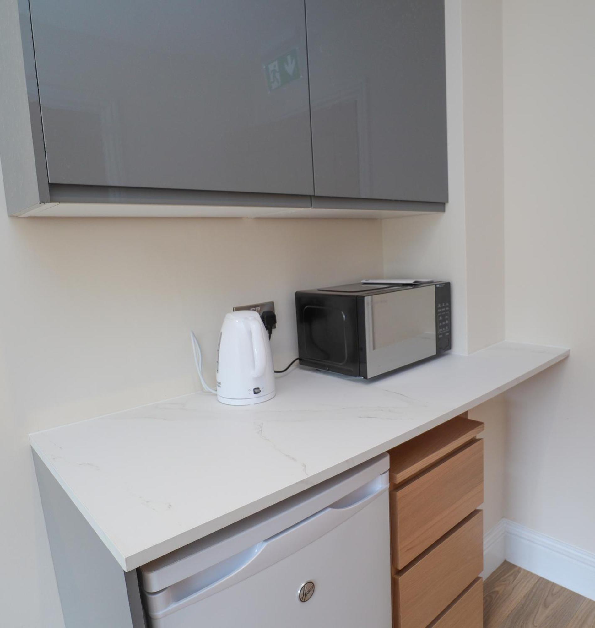 Aqua Nest Eastbourne - En-Suite, Free Parking, Kitchen Kültér fotó